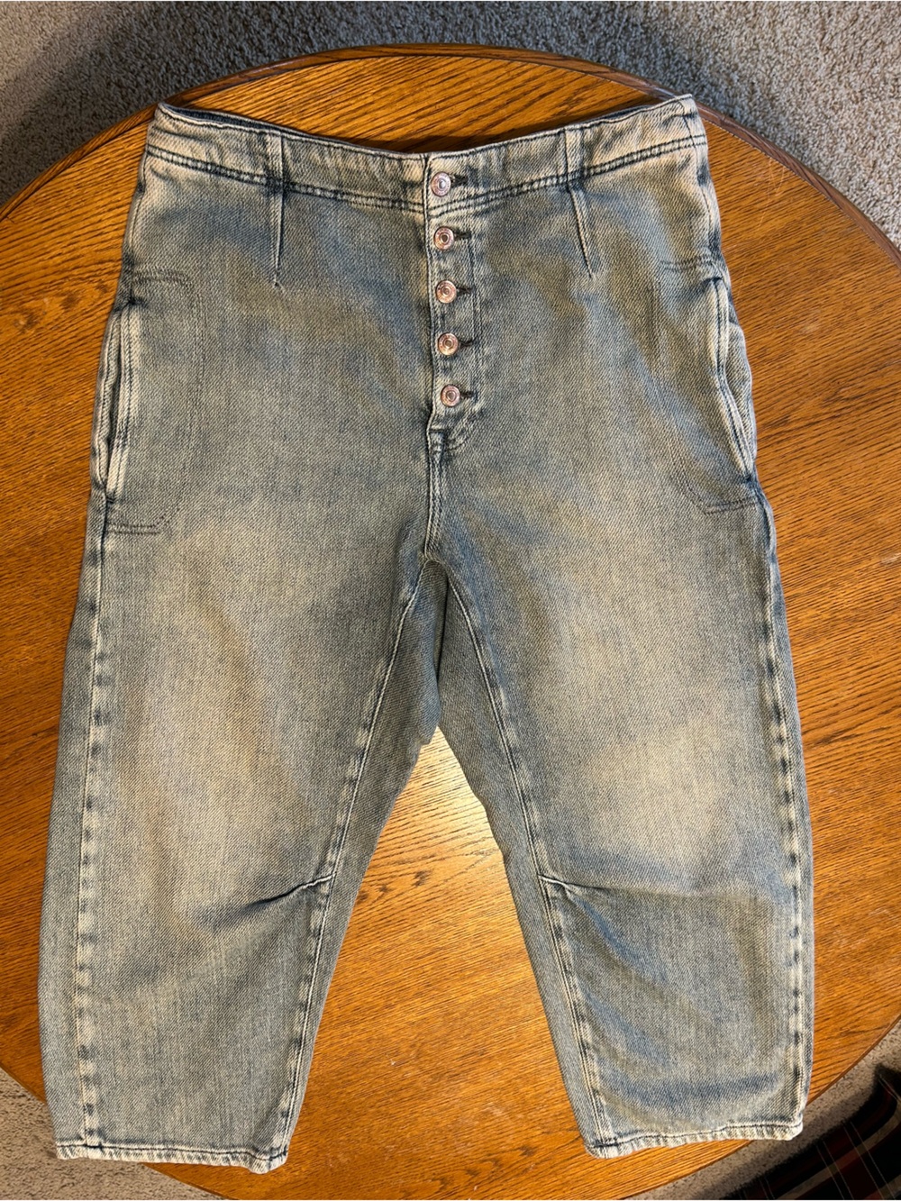 We The Free Barrel Leg Light Blue Women's Button-Front Jeans
